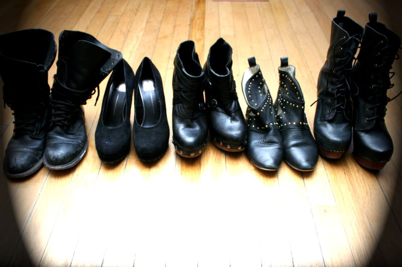 Fall black shoes